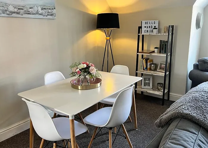 Stylish -2 Bed -Heart Of The City - Parking- Wi-Fi- Award Winning- Grade II Listed